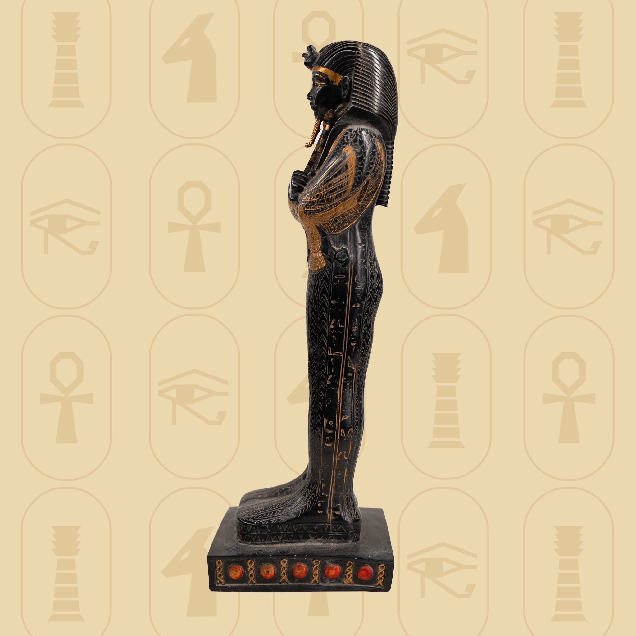 Statua di Tutankhamon