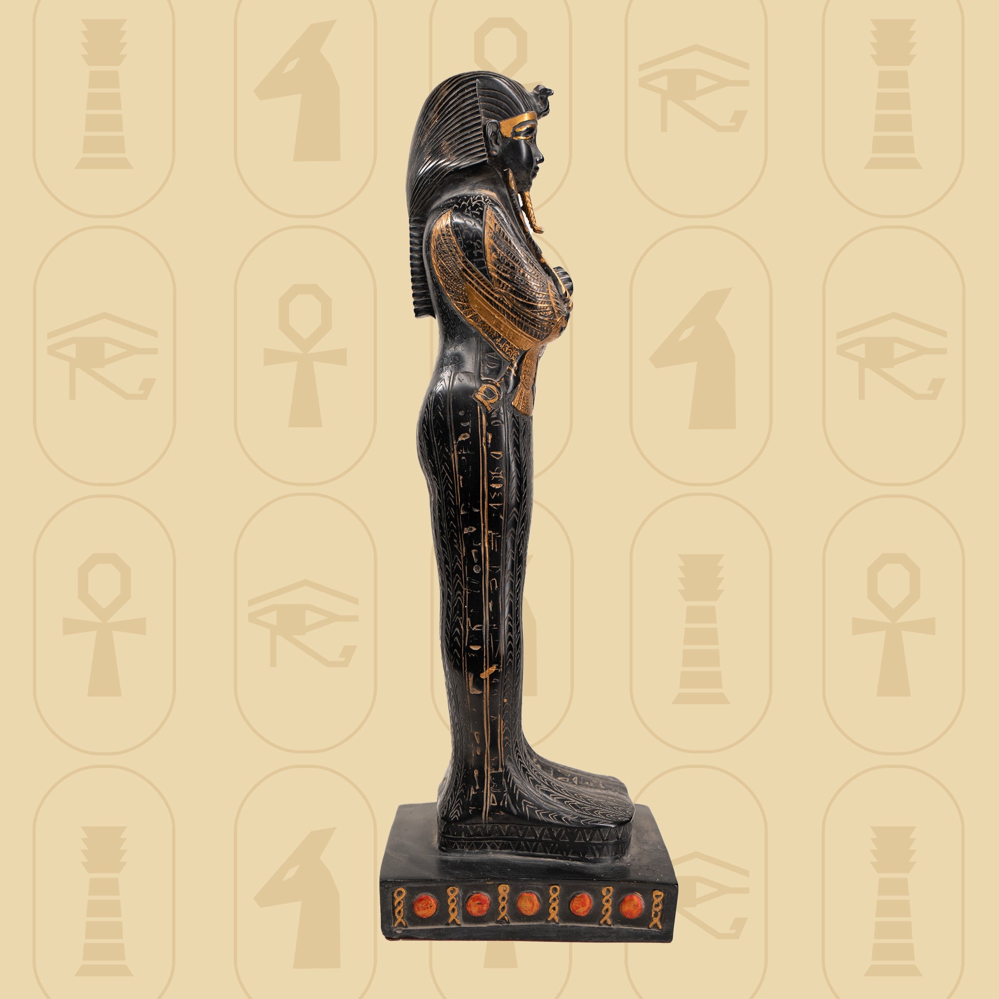 Statua di Tutankhamon