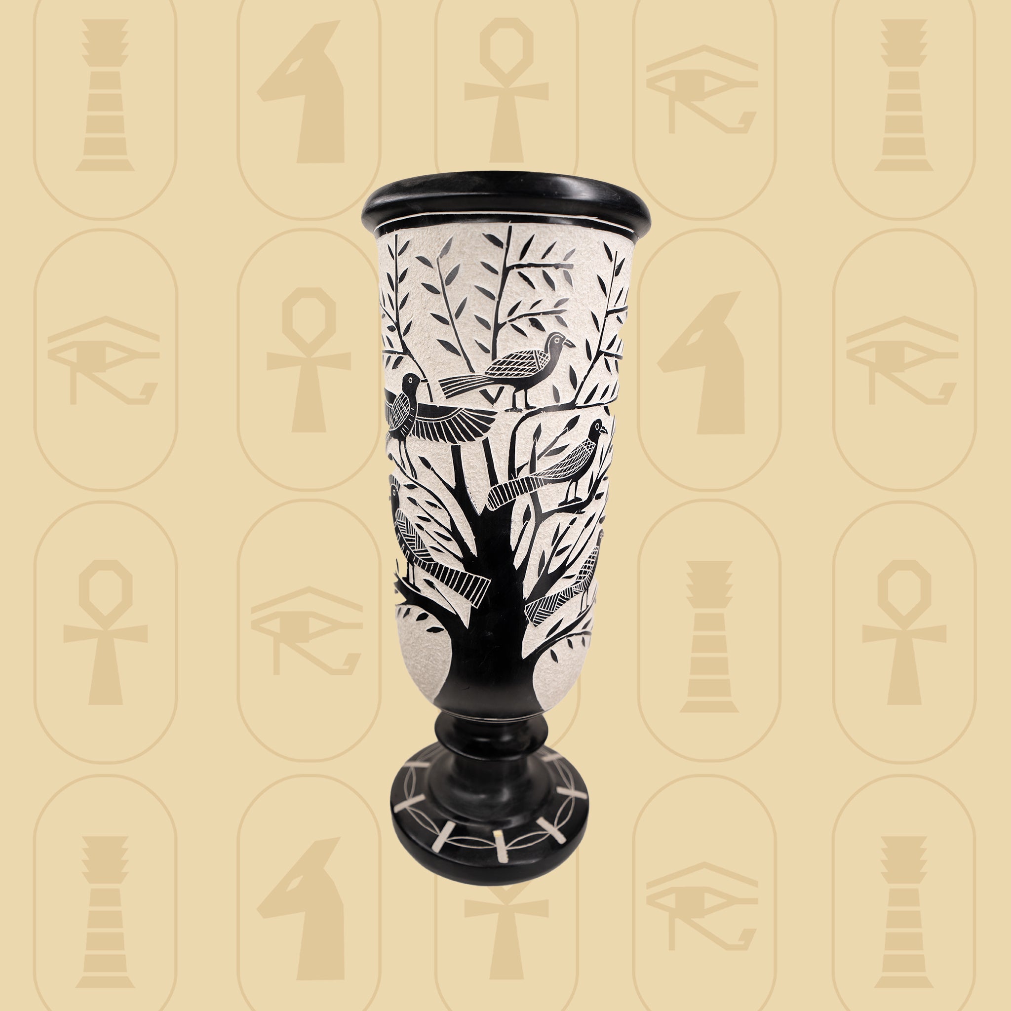 Grand Decorative Vase